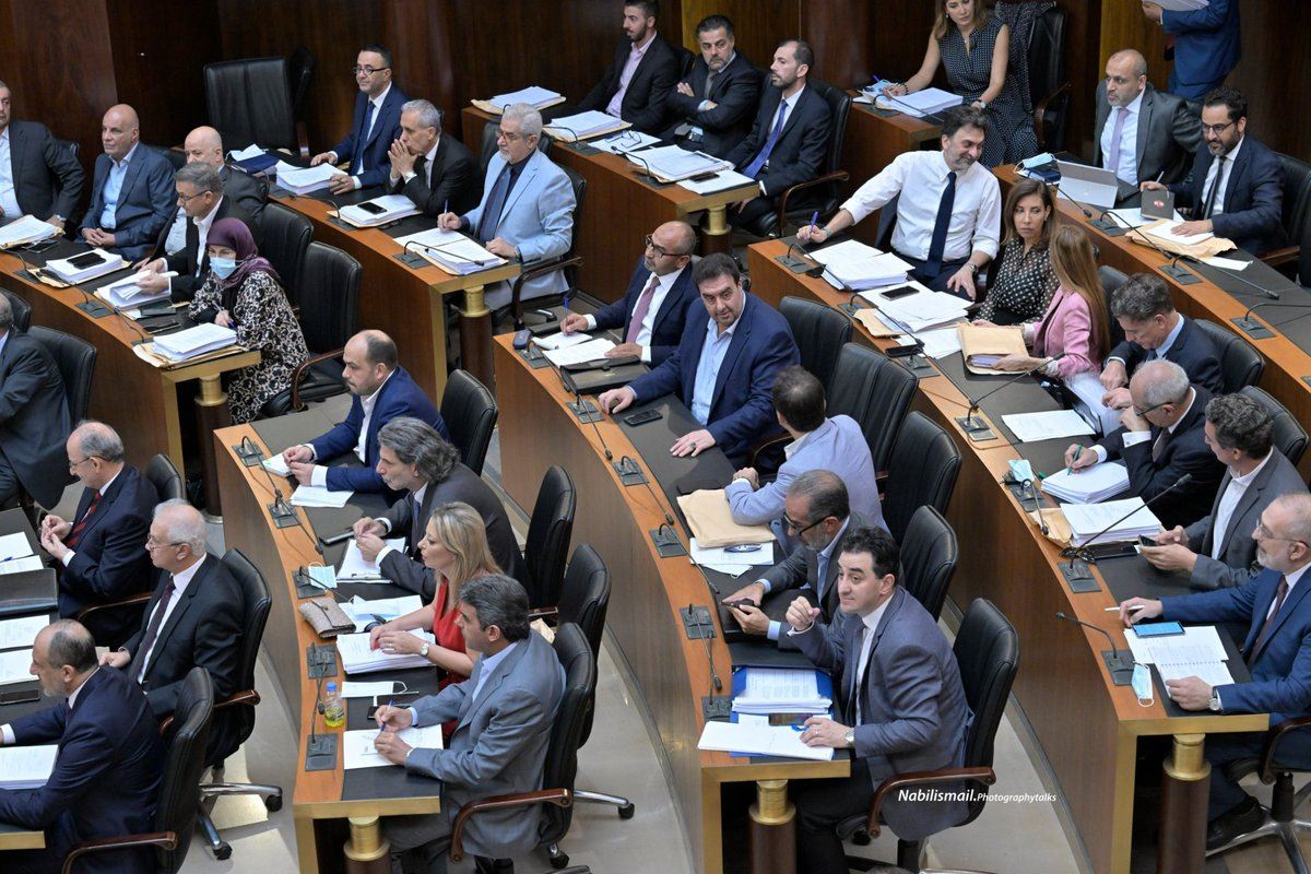هكذا هشّم نواب "الممانعة" صورة النواب التغييريين في لبنان!