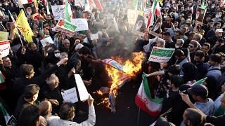 مسيرات تضامن حول العالم مع المتظاهرين الإيرانيين
