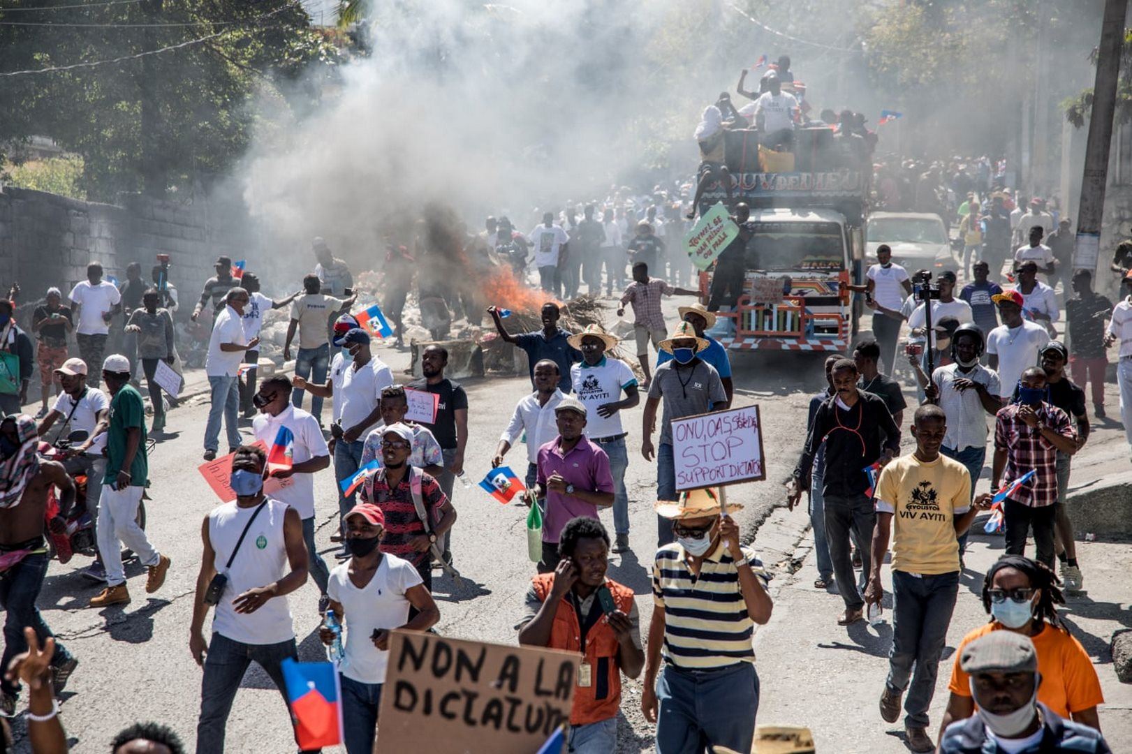 الآلاف يتظاهرون في هايتي ضد طلب الحكومة التدخّل الخارجي