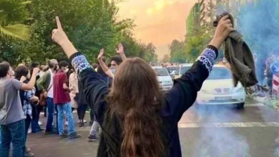 تصاعد التوتر في إيران عشية أربعينية مهسا أميني
