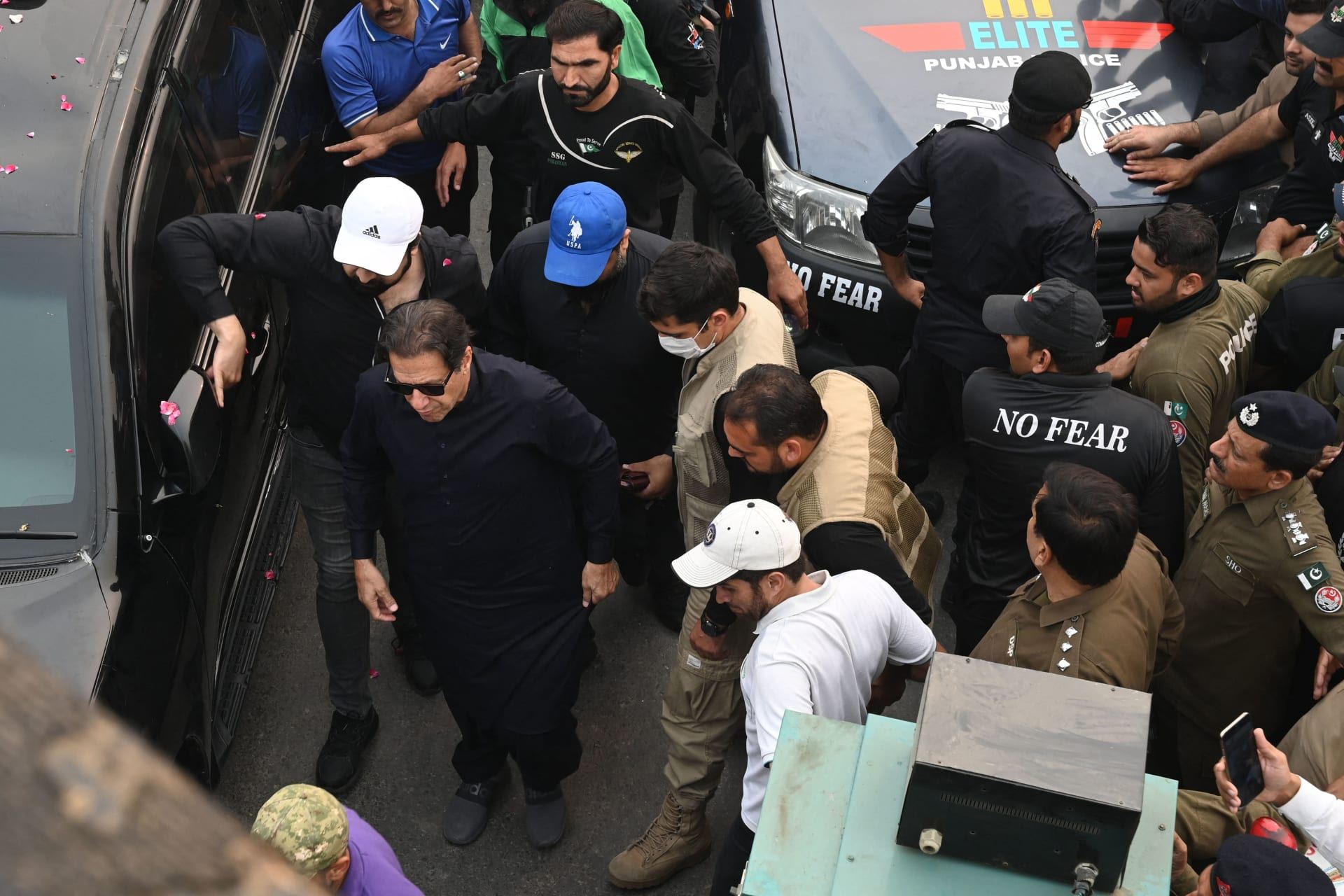 "خان" يتهم رئيس الحكومة الباكستانية بالضلوع في محاولة اغتياله