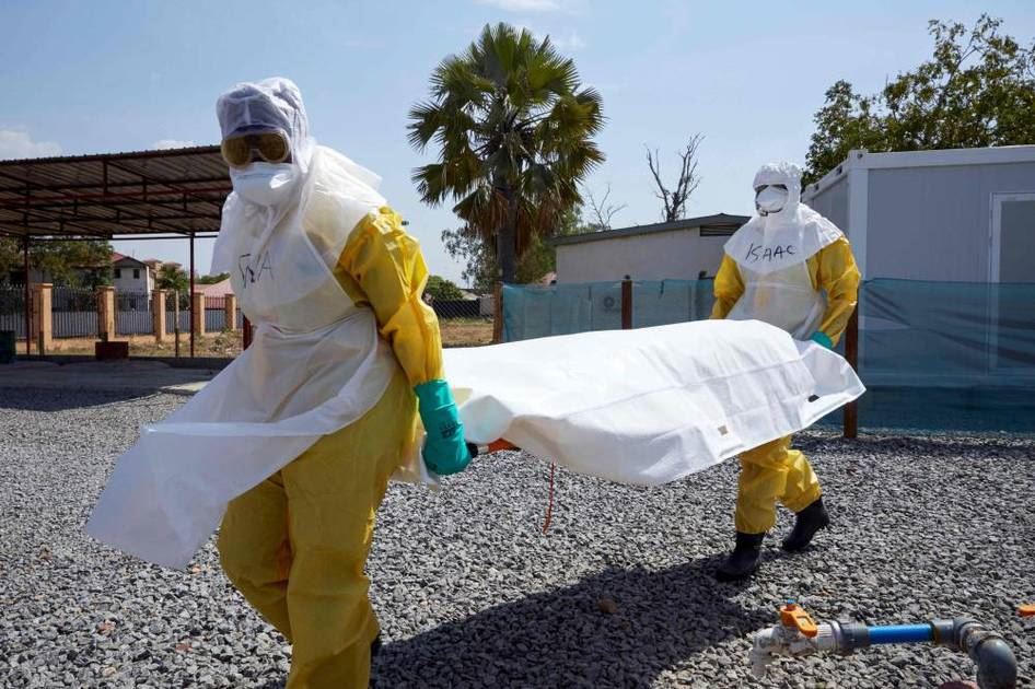 "الموت كلّ يوم".. حداد وقلق في بؤرة تفشي إيبولا في أوغندا