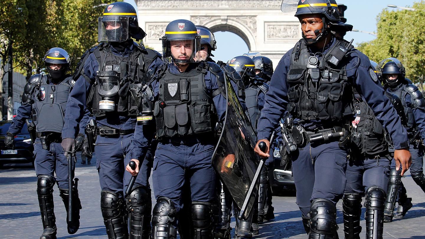كانا يخطّطان لهجمات إرهابيّة.. توقيف شابين متطرفين في فرنسا