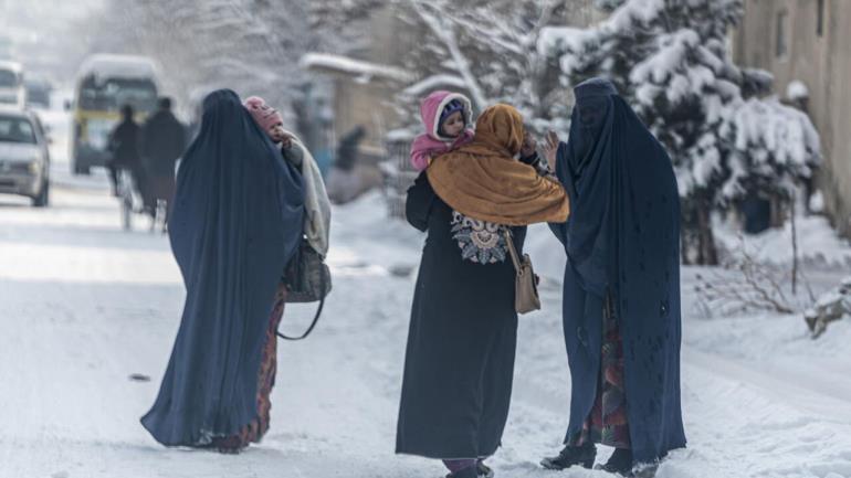 موجة برد تقتل العشرات في أفغانستان