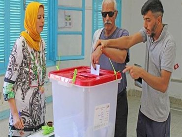 مخاوف من عزوف الناخبين والمقاطعة.. انطلاق الدورة الثانية للانتخابات البرلمانية في تونس