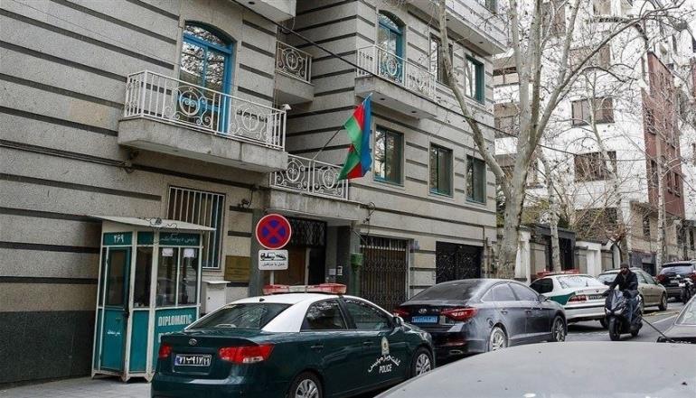 بدء إجلاء السفارة الأذربيجانية من طهران
