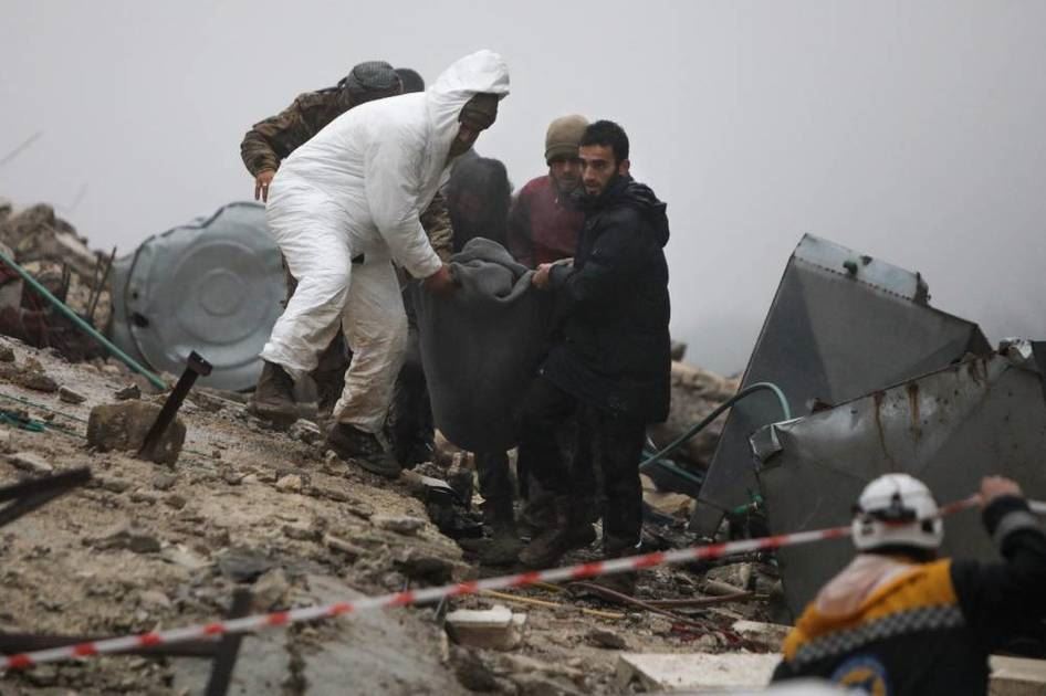 إنقاذ شخصين في جنوب تركيا بعدما أمضيا 296 ساعة تحت أنقاض مبنى مهدم بفعل الزلزال