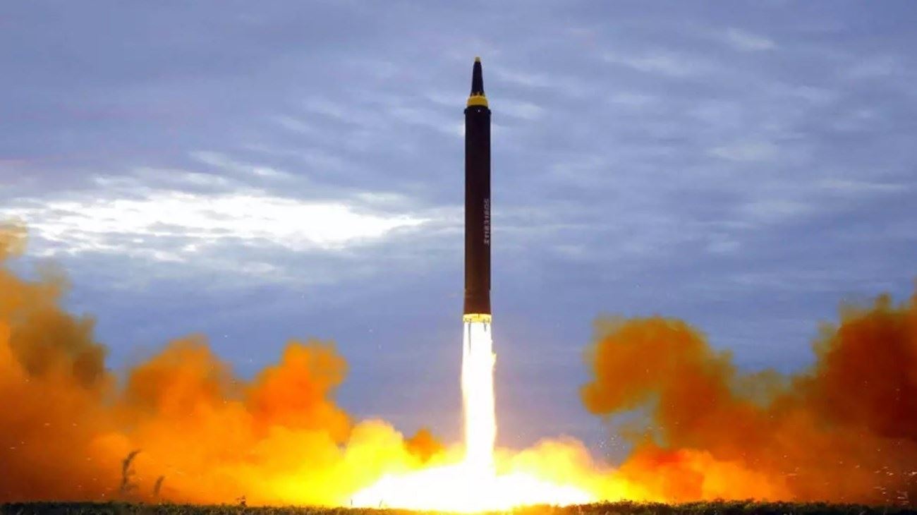 كوريا الشمالية تطلق صاروخا قصير المدى
