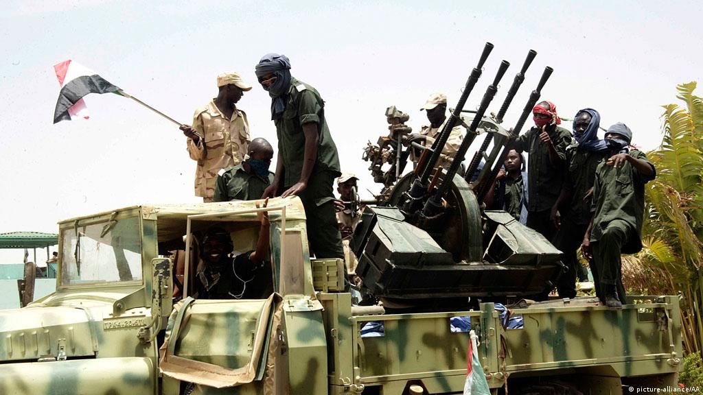 جنرالان يتصارعان على السلطة في السودان
