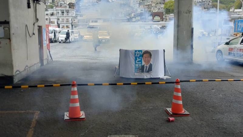 بعد الانفجار.. رئيس الورزاء الياباني يستأنف الحملة الانتخابية 