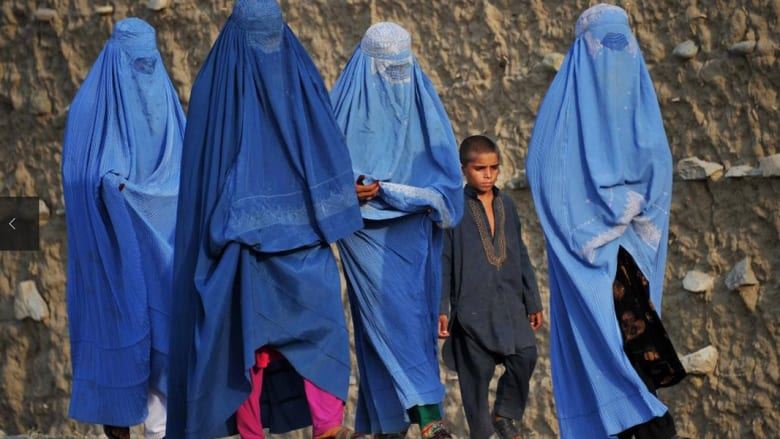 تضييق جديد.. طالبان تمنع النساء من المشاركة في بهجة عيد الفطر
