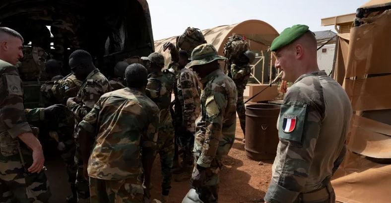 في النيجر.. فرنسا تختبر استراتيجية جديدة لعملية إفريقيا