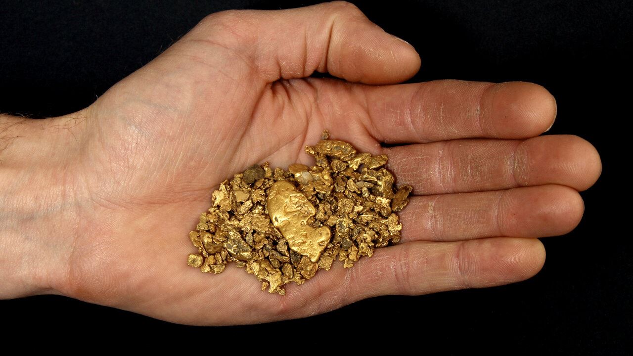 اكتشاف عراقي... باحثتان توصلتا الى بكتيريا تنتج الذهب