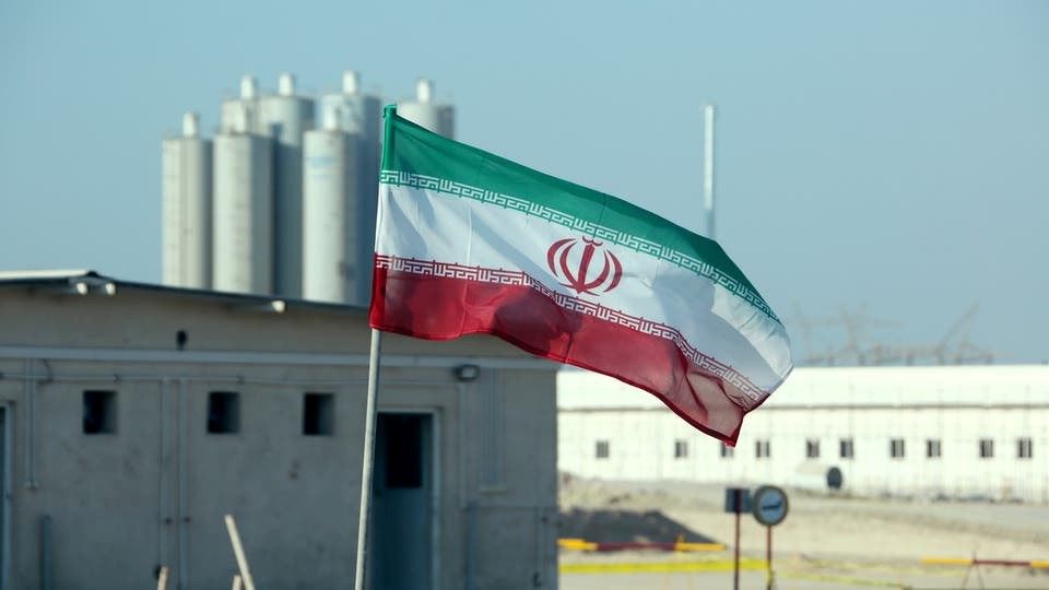 طهران تناور وتتحدى .. فماذا كشف رئيس منظمة الطاقة الذرية الإيرانية؟