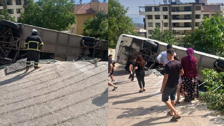 26 إصابة إثر انقلاب حافلة سياحية جنوب تركيا
