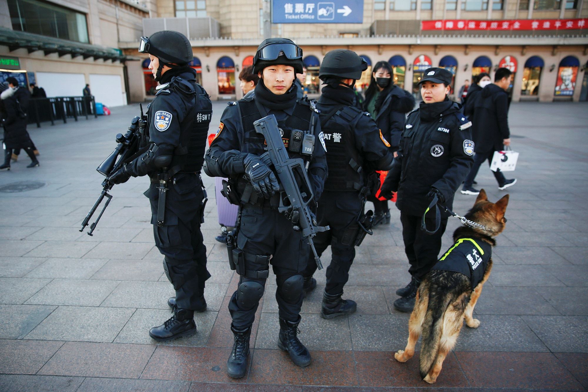 الشرطة الصينية تضبط 80 ألف مشتبه به بارتكاب "جرائم إنترنت"