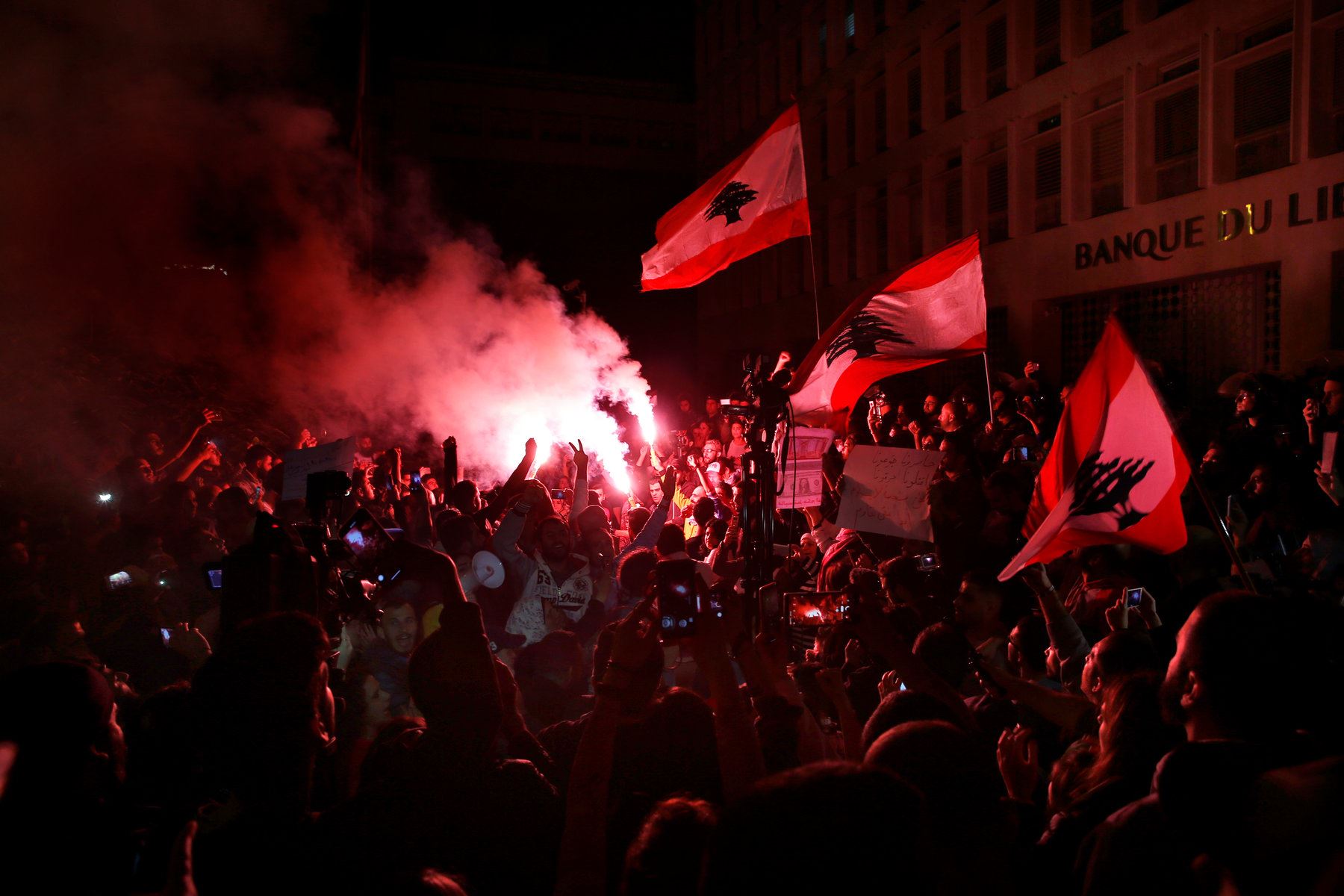في الذكرى الثانية لثورة تشرين اللبنانية.. كيف تتحضر المجموعات للانتخابات النيابية؟