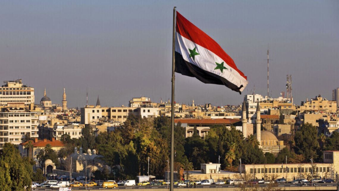 أول تعليق من سوريا بعد الضربات الأردنية على أراضيها
