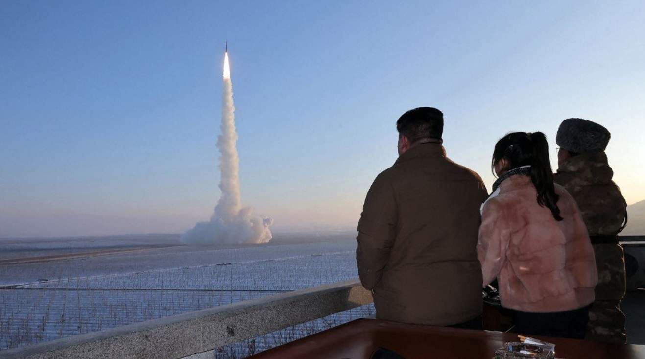 كوريا الشمالية تطلق صواريخ كروز باتجاه البحر الأصفر