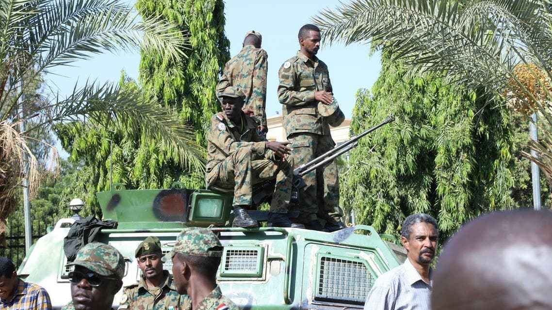 إعتقالات بالجملة.. قلق عربي ودولي إزاء التطورات في السودان!
