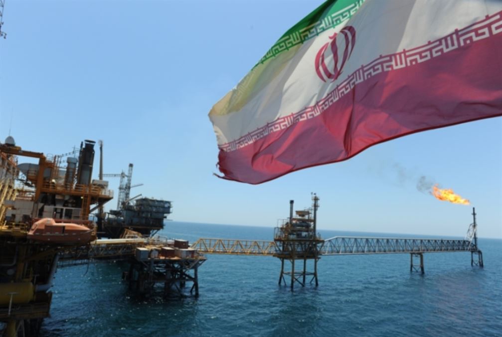 حقول النفط على الحدود... إيران تحتاج إلى العراق للتخفيف من عقوباتها