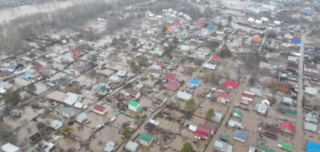 إجلاء الآلاف في روسيا وكازاخستان بسبب الفيضانات