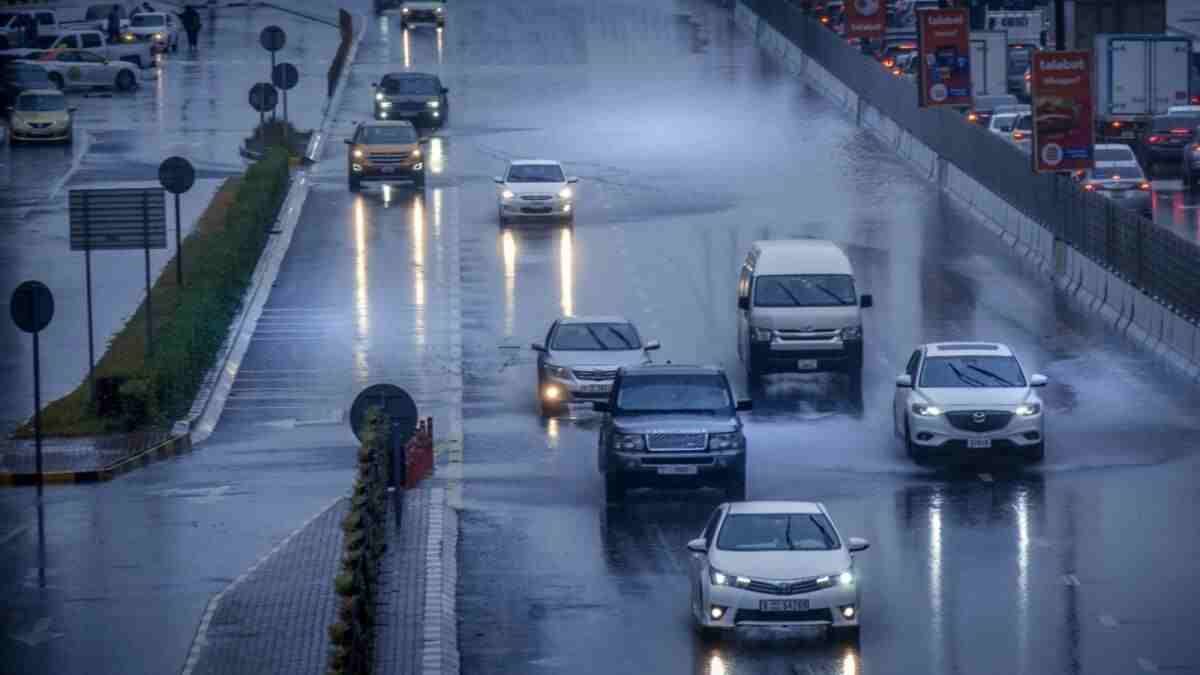 الإمارات تخصص حوالى 544 مليون دولار لمعالجة الأضرار الناجمة عن الأمطار الغزيرة