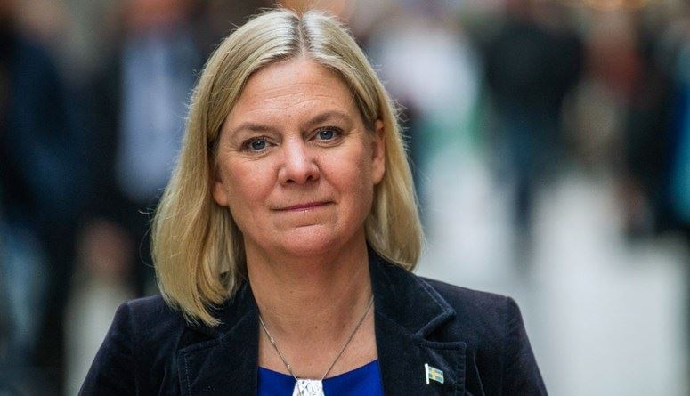 رئيس الوزراء السويدي يقدم استقالته ممهدا الطريق أمام تولي أول امرأة المنصب
