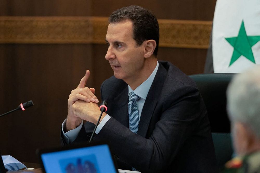 على يد بشار الأسد ... تمت الإطاحة بممثل فيلق القدس الإيراني في سوريا!
