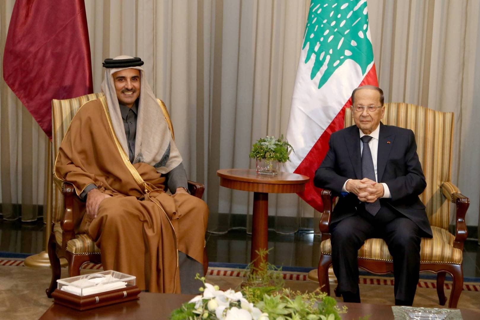 وسط الأزمة الخليجية - اللبنانية.. الرئيس اللبناني إلى قطر