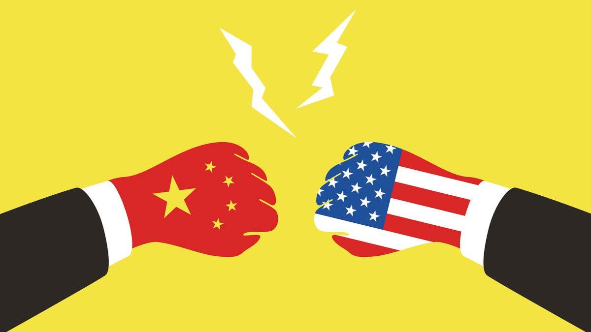 توتر أميركي - صيني .. وبكين تعاقب أربعة مسؤولين أميركيين