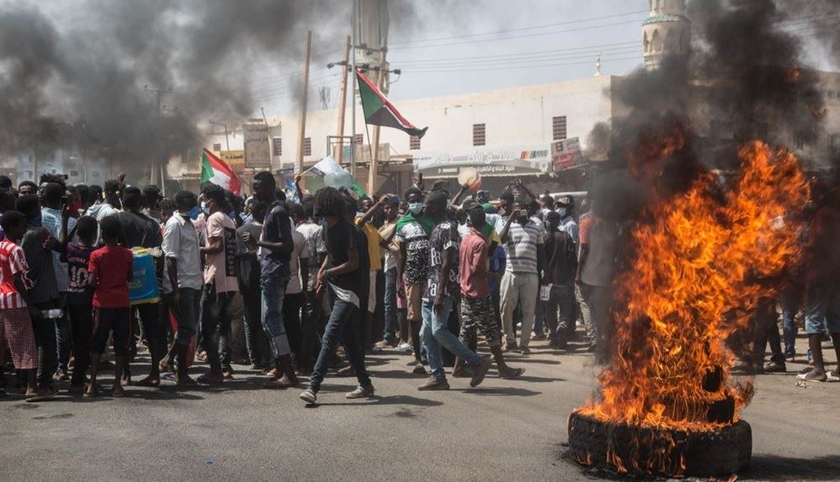 لجنة أطباء السودان: إصابة 178 شخصا خلال مظاهرات "القصر الرئاسي"