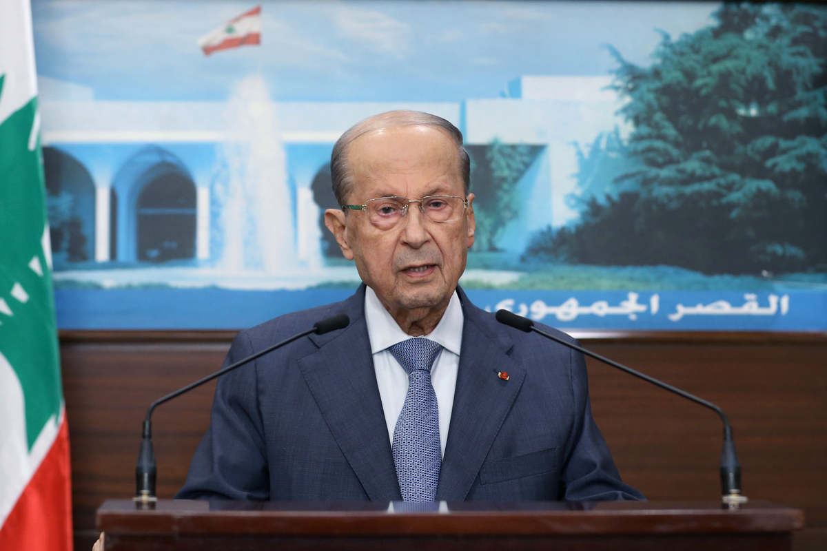 الرئيس اللبناني يوجه رسالة ملامة للحلفاء والخصوم .. من دون أن يبق أي بحصة
