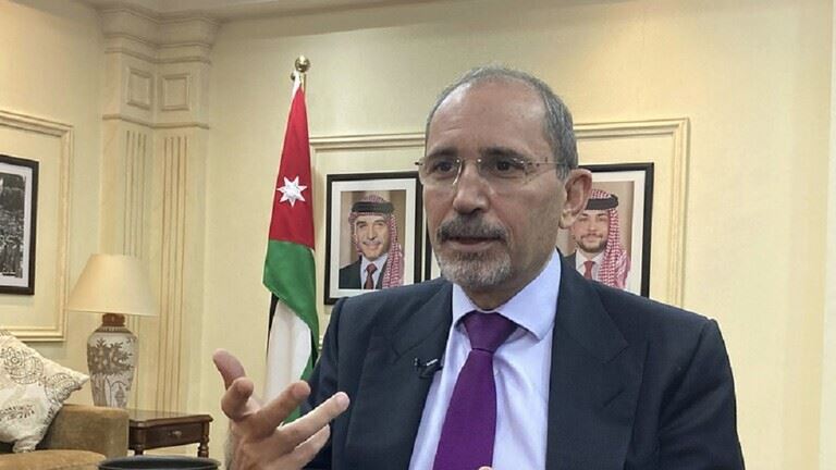 وزير الخارجية الأردنية: تجار المخدرات يستهدفون المملكة 