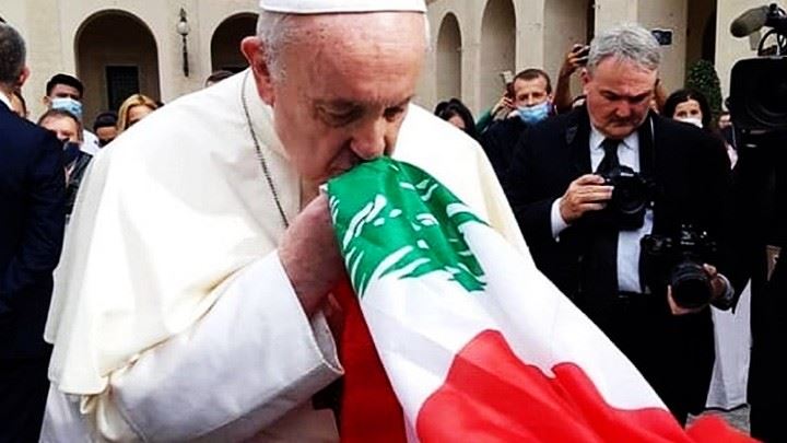البابا فرنسيس: أرغب بزيارة لبنان وإضغاف المسيحيين يدمر التوازن!