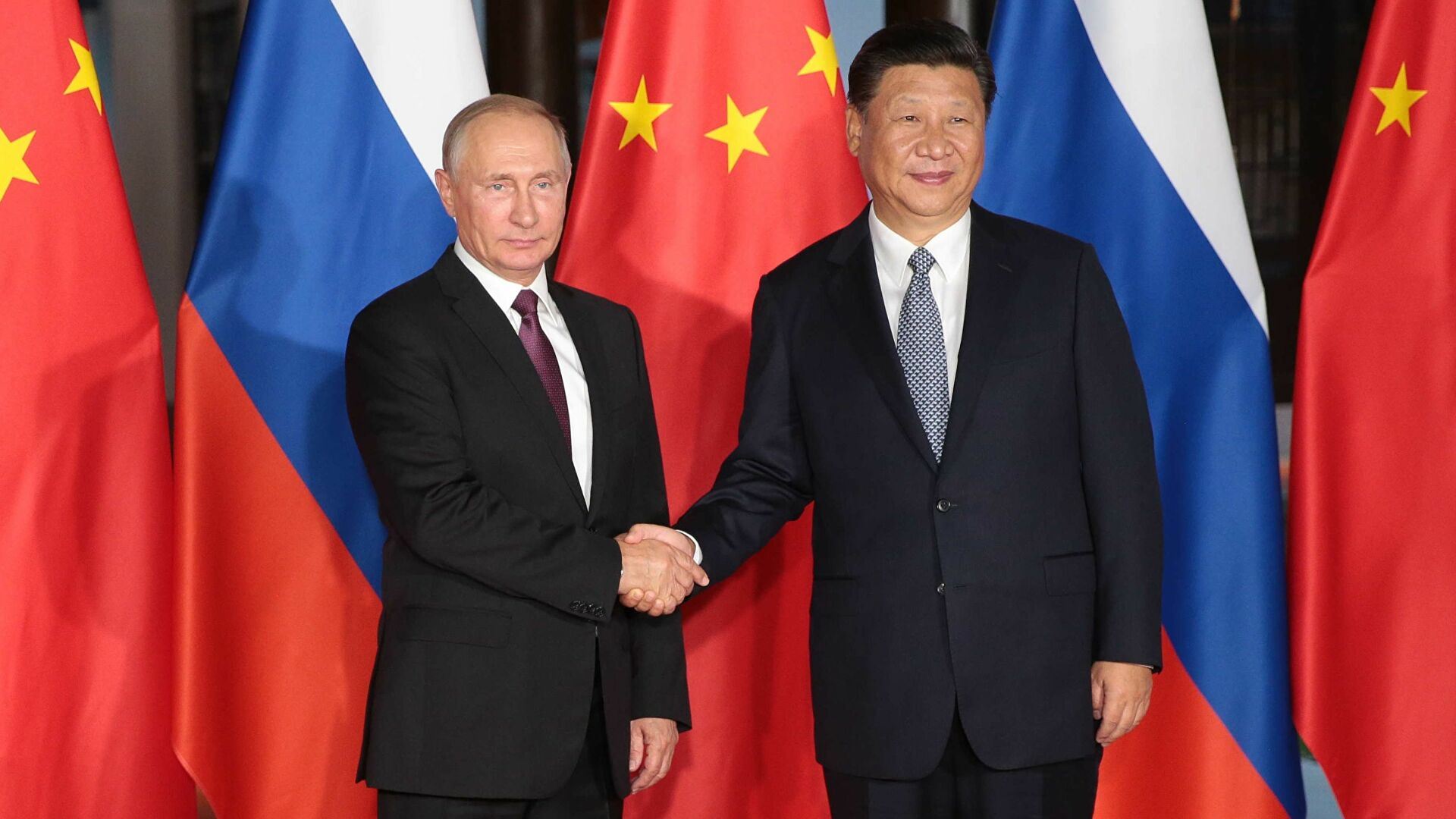 بين روسيا والصين.. خط جديد!
