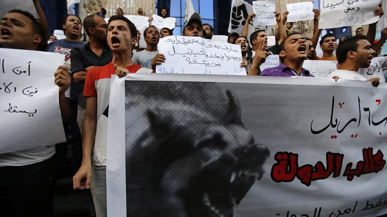 ناشط مصري موقوف منذ 2018.. يُعلن إضرابه عن الطعام