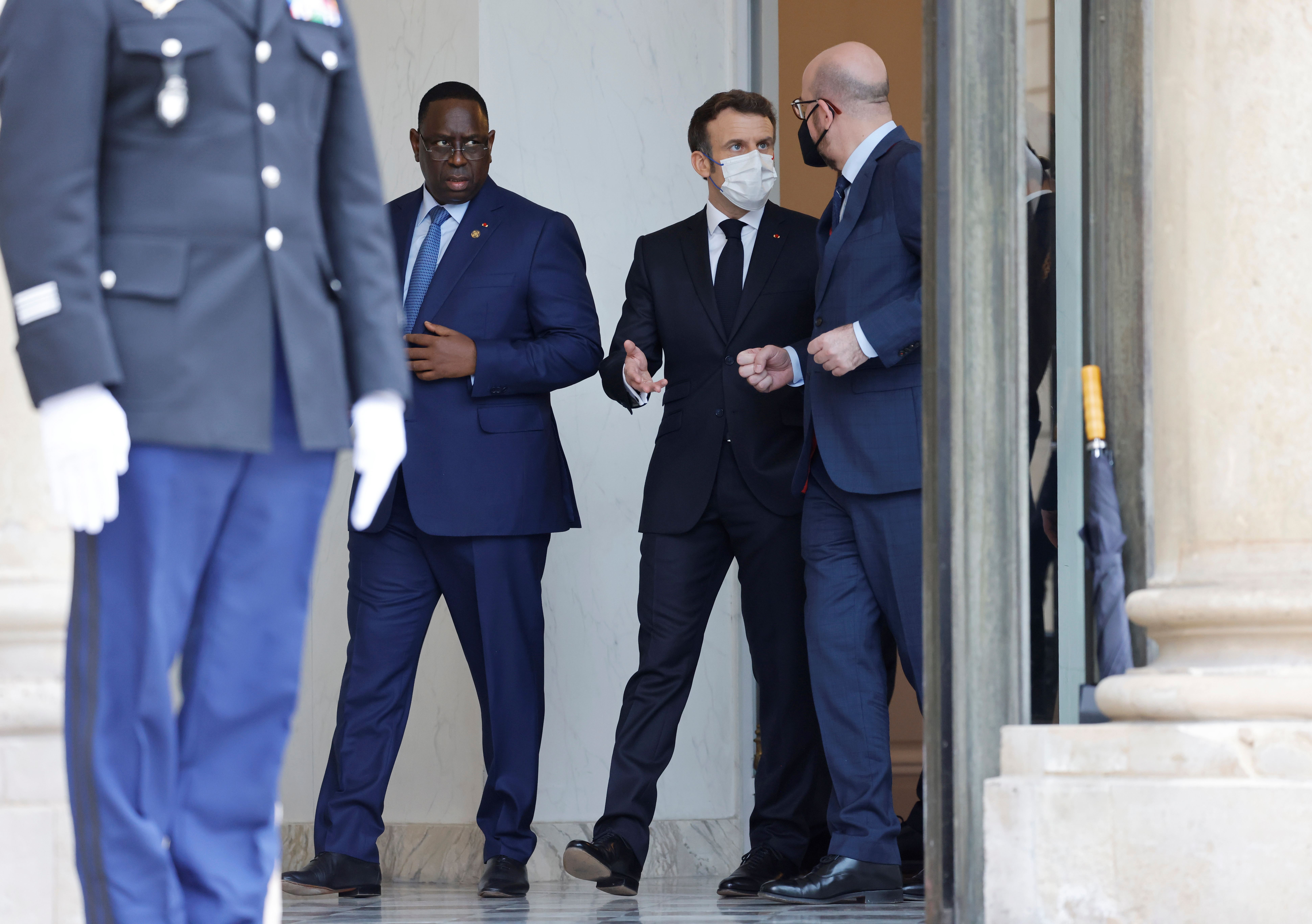 فرنسا وشركاؤها الأوروبيون يعلنون الانسحاب العسكري من مالي