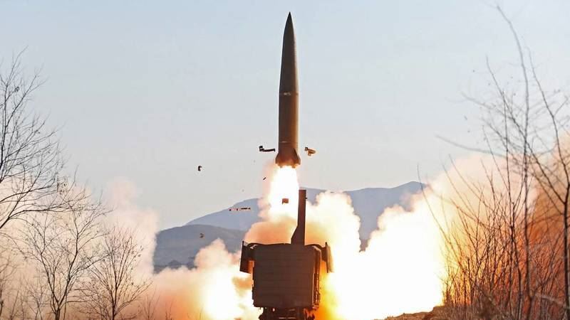 بعد استراحة شهر .. كوريا الشمالية تستأنف عراضاتها الصاروخية