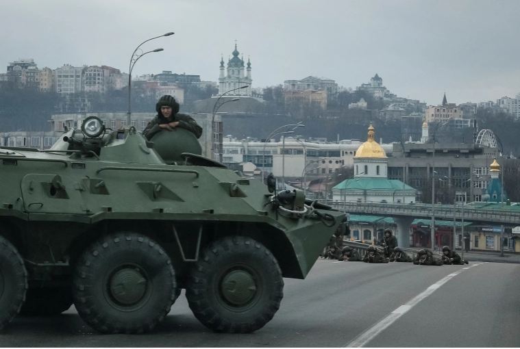 اشتداد وتيرة المواجهات بين روسيا وأوكرانيا .. هل اقتربت حرب المدن؟ 