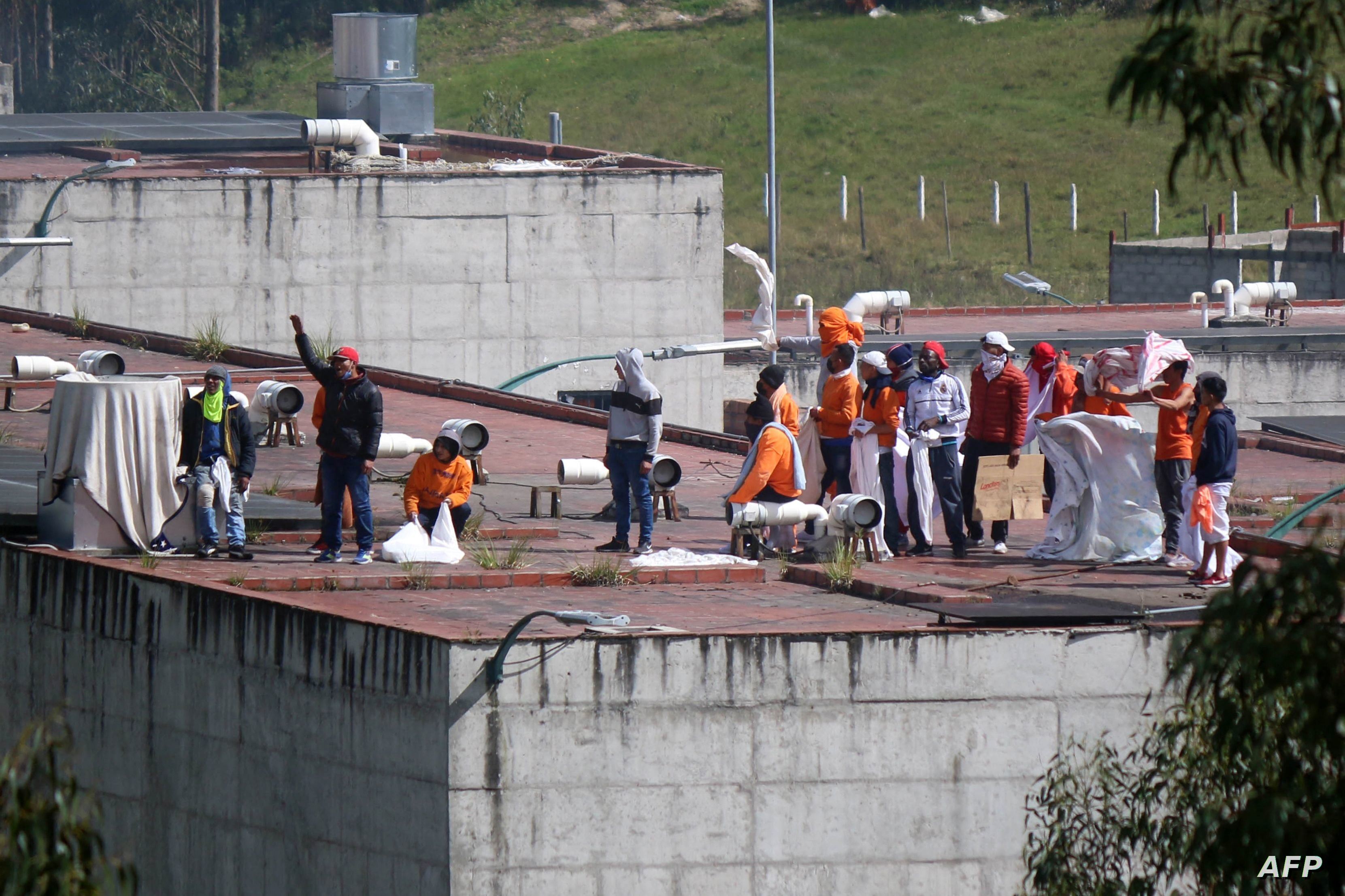 عنف العصابات في سجون الإكوادور.. مقتل 12 سجينا 