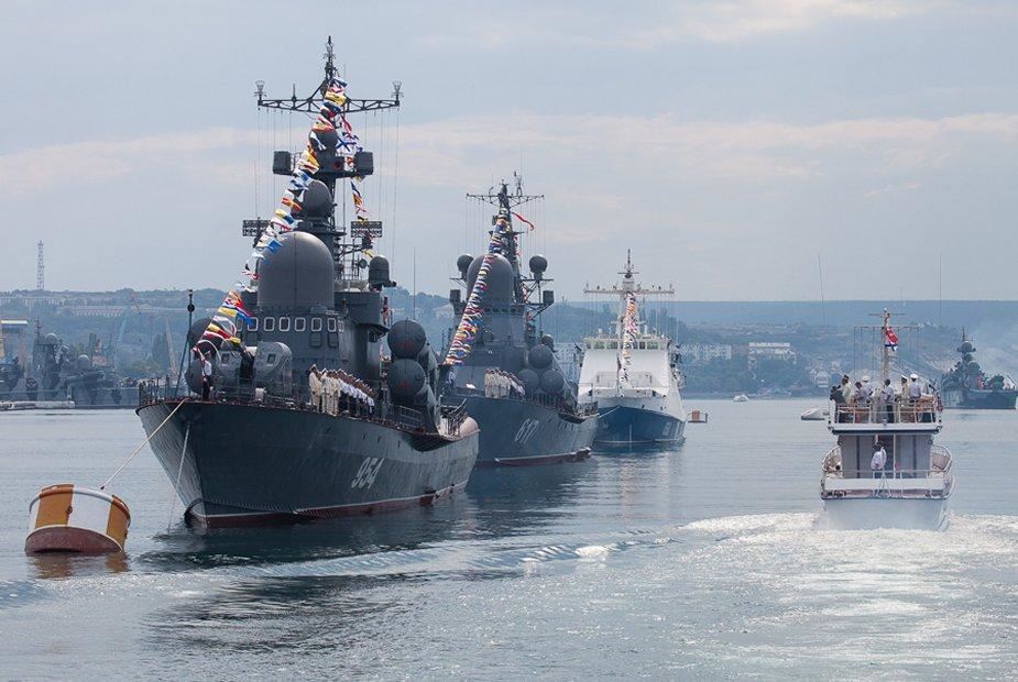 روسيا تبسط سيطرتها على البحر الاسود 