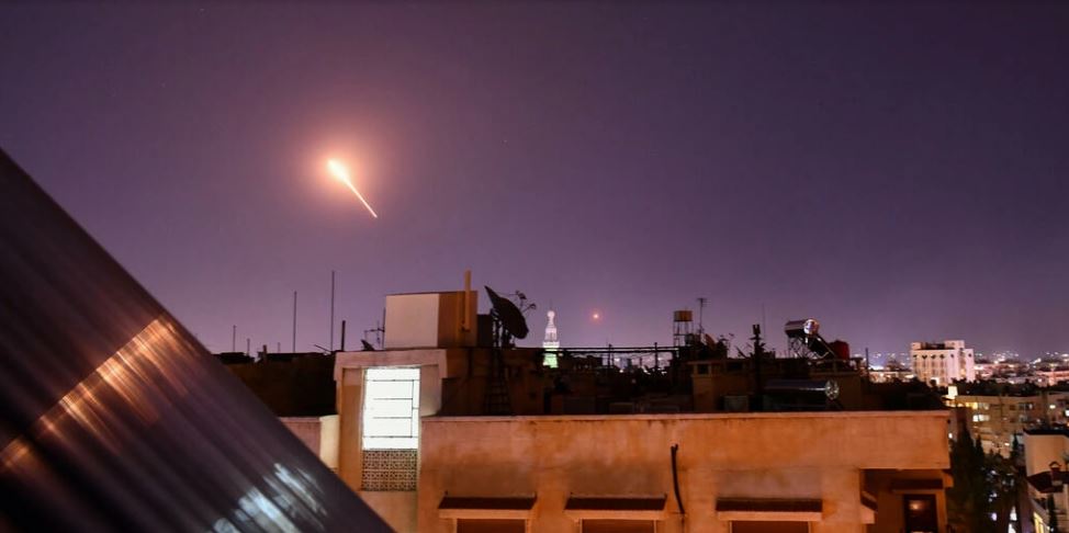 غارة جويّة إسرائيليّة على سوريا تُسقط خمسة قتلى