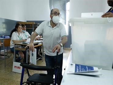 انتخابات لبنان والانتهاكات بحق الأشخاص ذوي الإعاقة.. "المركز لم يكن مجهزاً"!