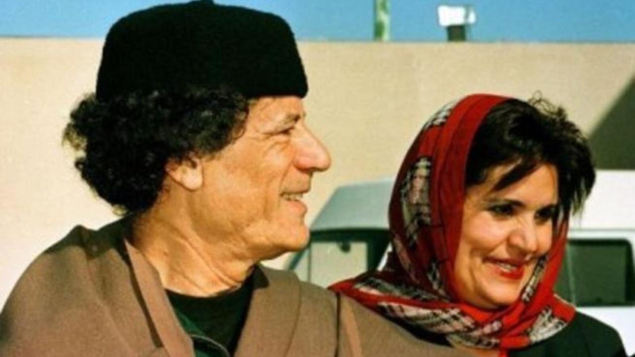 لهذا السبب.. رُفع حظر السفر عن زوجة القذافي!